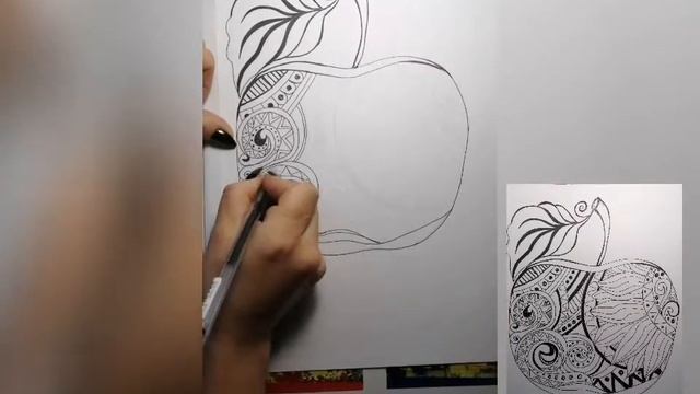 Рисуем яблоко в стиле дудлинг, гелевой ручкой. смотреть онлайн