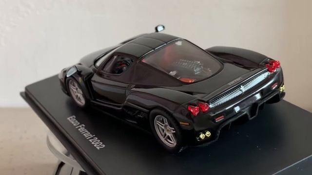 Ferrari Enzo 2002. Altaya. 1:43. смотреть онлайн