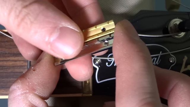 2015 Gibson Brass Nut Problem and Replacement смотреть онлайн