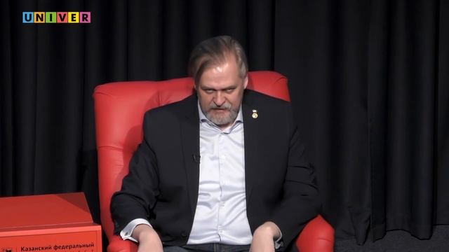 Цифровизация и цифровая трансформация. Вызовы и развитие современного общества. Лекция Р. Макарова