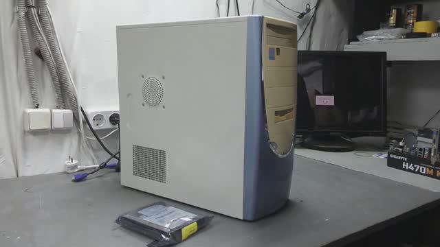 Неудавшийся апгрейд... | Pentium G + GTX1050ti | ЗверьПК смотреть онлайн