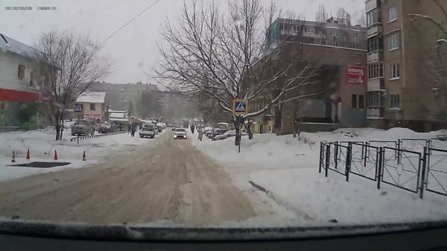 Ремонт дорог зимой в Саратове смотреть онлайн