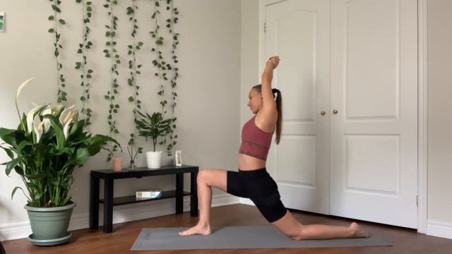 Йога під час місячних | Жіноча йога | Заняття в критичні дні | Йога з Натік смотреть онлайн