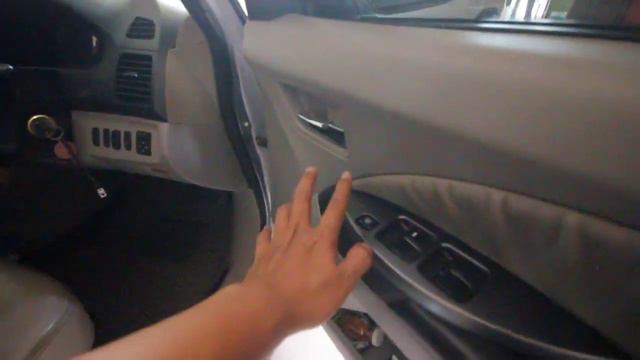 DIJUAL - MITSUBISHI GRANDIS 2008 A/T 2.4 MIVEC смотреть онлайн