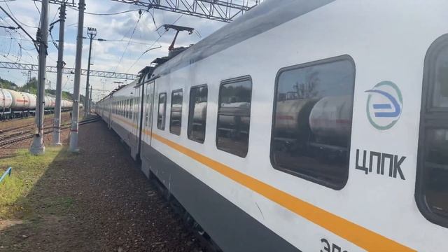 Электропоезд ЭП2Д-0145 «Прибывает на конечную станцию Голицыно» станция Голицыно. 27.06.2023. смотреть онлайн