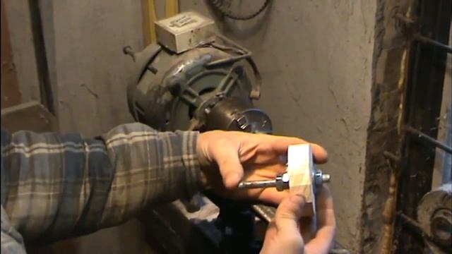 Ремонт обуви. Маленькие хитрости. Как разрезать скотч на узкие ленты смотреть онлайн