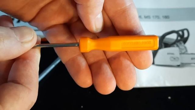 Купил бензопилу STIHL 180 смотреть онлайн