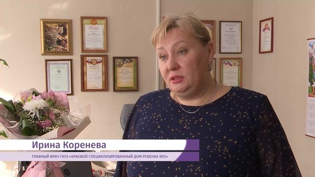 800 граммовый малыш, оставленный в роддоме, выжил и ждет свою маму вместе с другими детьми смотреть онлайн