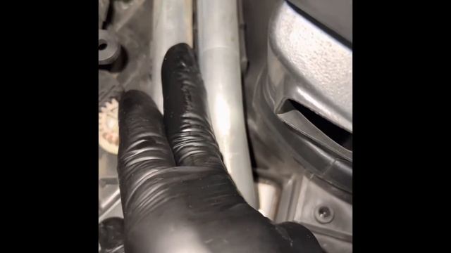 Ниссан Кашкай с одной стороны дует прохладным , плохо греет печка , регулировка заслонки печки смотреть онлайн