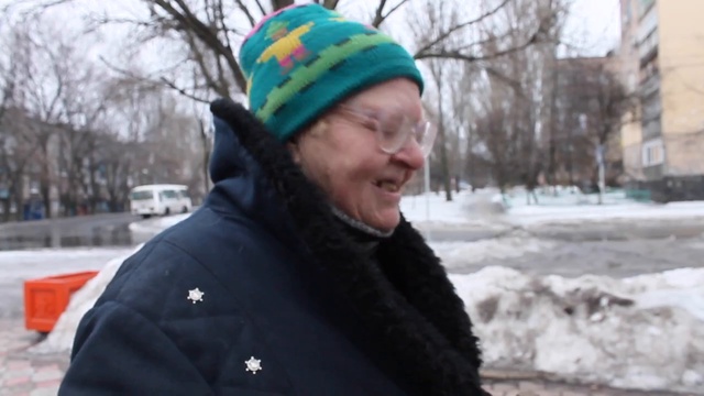 Просящая на пару буханок смотреть онлайн