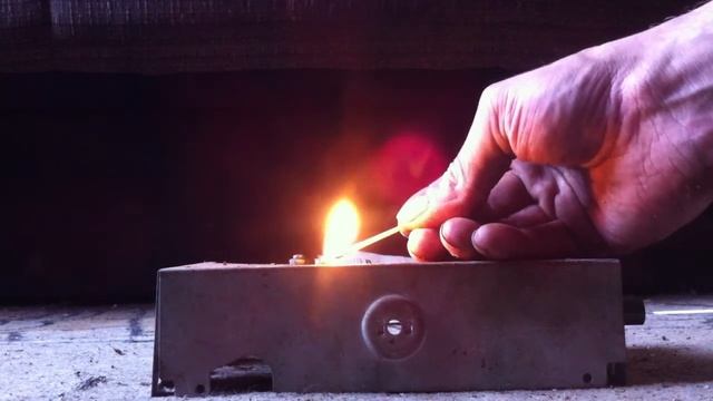 Don't Try At Home - Горение марганцовки и Титана.