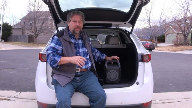 iLive ISB408B Wireless Tailgate Speaker Reviewed! смотреть онлайн