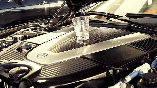 Mercedes-Benz SL-Class SL600 V12 смотреть онлайн