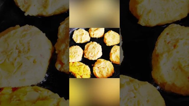 Что сегодня на обед? Драники со сметаной и куриная грудка с морковью и луком смотреть онлайн