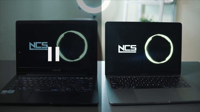 Bandingin Asus Zenbook Vs Macbook Pro смотреть онлайн