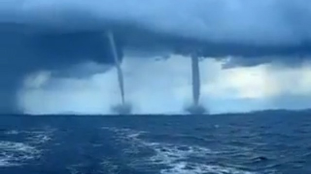 Смерчи в Новороссийске смотреть онлайн