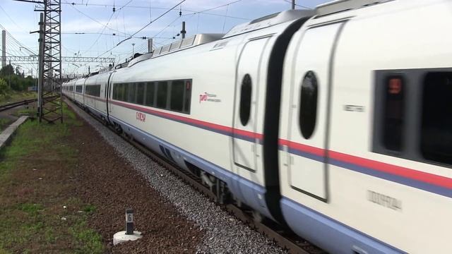 Скоростной поезд "Сапсан" ЭВС2-04 Санкт-Петербург — Москва смотреть онлайн