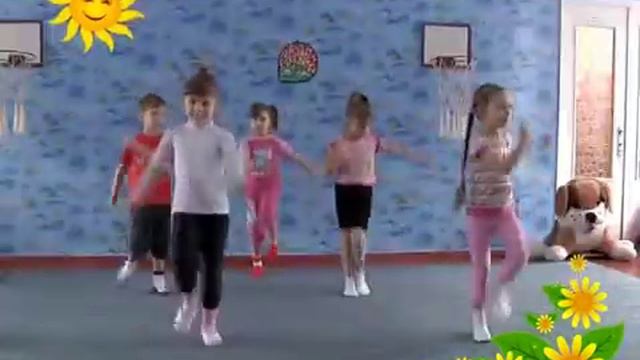 Весёлая зарядка для детей! Песенка про солнышко! смотреть онлайн