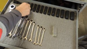 Ложементы для инструмента своими руками, проще не бывает.