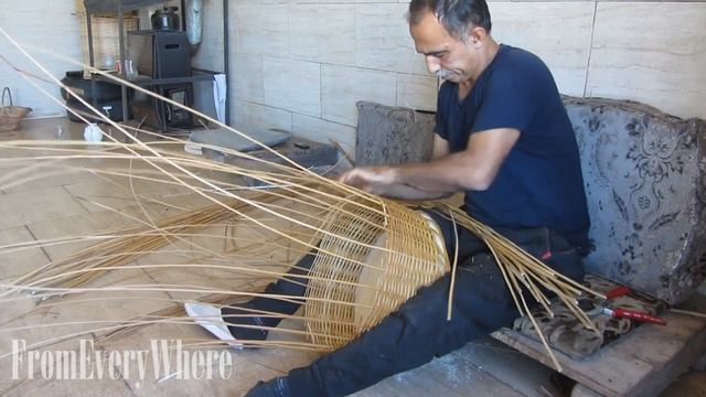 How To Weave A Willow Basket - Basket Weaving Techniques
