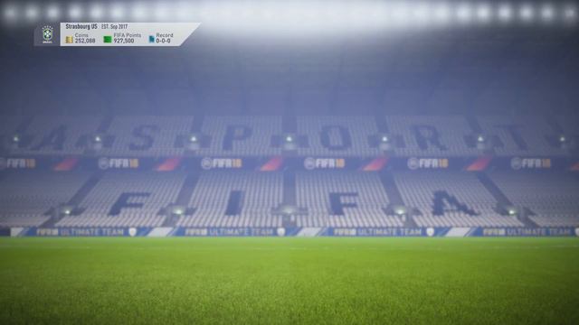 FIFA 18 PRIME ICON IN A PACK! - FIFA 18 ULTIMATE TEAM PACK OPENING