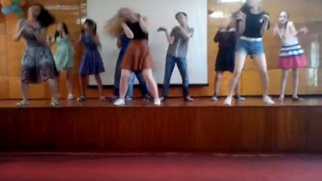 Танец куклы в лагере дарасуне смотреть онлайн