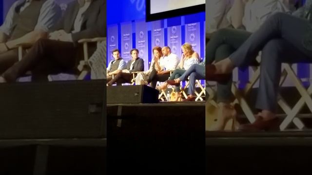 Close-up Q&A with the Cast of Grey's Anatomy - Jesse Williams смотреть онлайн