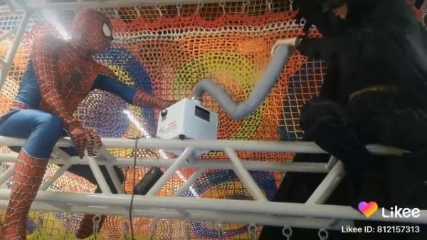 Супергерои на страже чистоты в BabyClub