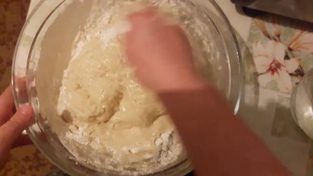 Обалденные ВАТРУШКИ с ТВОРОГОМ!!! ( Нежное, мягкое сдобное тесто) смотреть онлайн