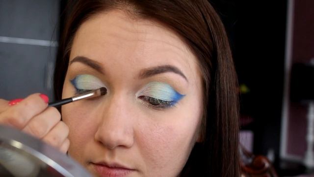 Яркий макияж для голубых глаз. Beauty EXP - экспериментируем с макияжем вместе!!! смотреть онлайн