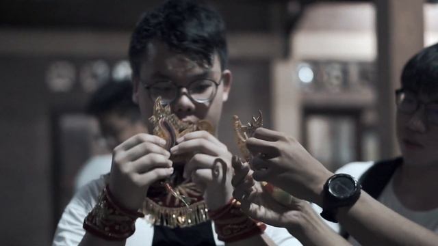 Year 11 Language Excursion Desa Wisata Wayang Central Java смотреть онлайн