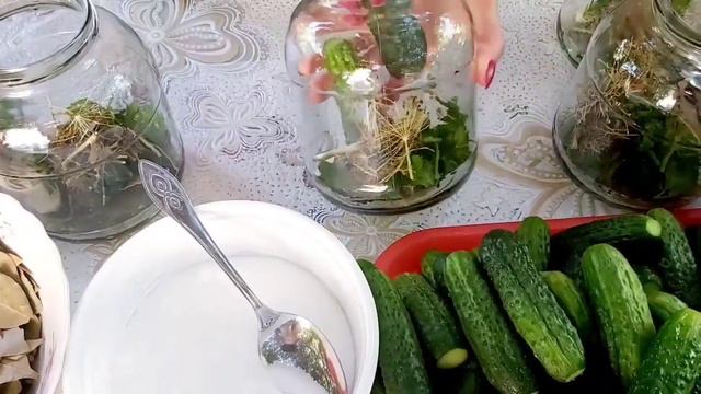 Маринованные огурцы на зиму. subtitles.Marinade cucumbers. смотреть онлайн