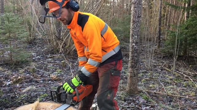 Awesome Chainsaw Trick смотреть онлайн
