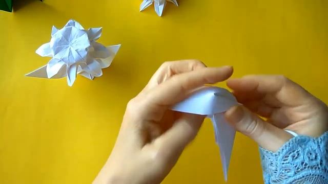 как сделать подсолнух листья из бумаги,цветы оригами смотреть онлайн