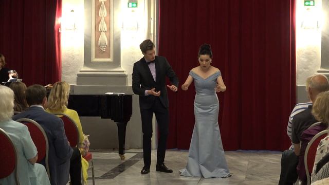 Yanyan Zhou - Olympia - Les oiseaux dans la charmille (Doll's aria) смотреть онлайн