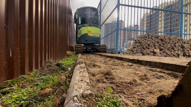 Какой Мини экскаватор Выбрать, Человек должен сам Выбрать, Работа на мини Экскаваторе Yanmar vio 30 смотреть онлайн