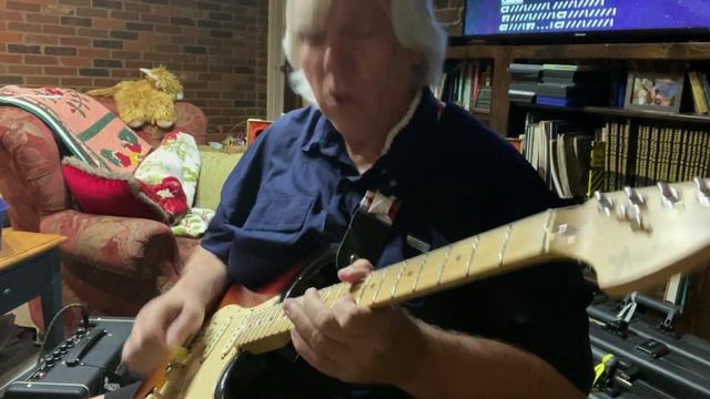 “Mustang Sally” Jam (Fender Vintage Noiseless Pickups) смотреть онлайн