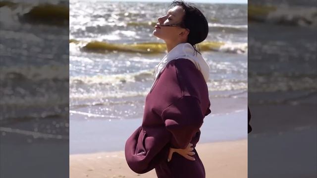 J 471 & B 419 1 Костюм ткань 3-х нитка. есть в наличии. Подпишитесь на канал у нас много интересного смотреть онлайн