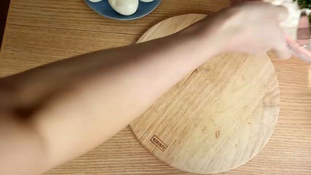 Ленивые пирожки за 10 минут с луком и яйцом смотреть онлайн