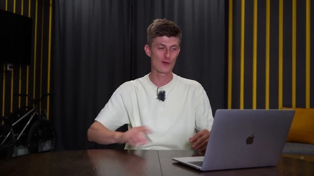 КРИНЖ ФЭТБАЙК из ПАРАЛЛЕЛЬНОГО МИРА! ТРЕШ ОБЗОР Foreknow Cavalier feat Crave live смотреть онлайн