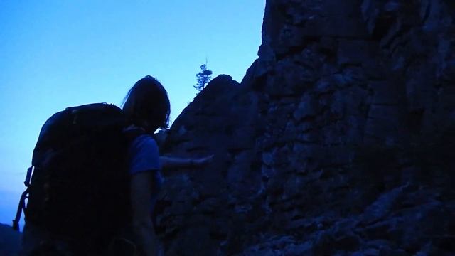 Фото-поход в заповедник "Столбы", к скале Китайская стенка, к рассвету. смотреть онлайн