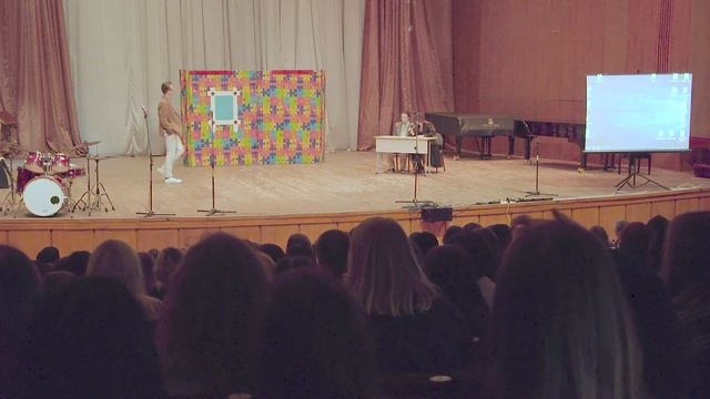 КАПУСТНИК. ! Посвящение в первокурсники студентов Уфимского училища искусств !!! смотреть онлайн