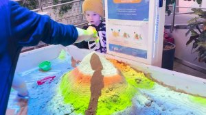 Маленькая Вера - Дядя Федор играет в Метро