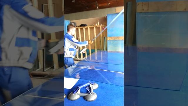 Резка стекла шваброй "вот как надо" смотреть онлайн