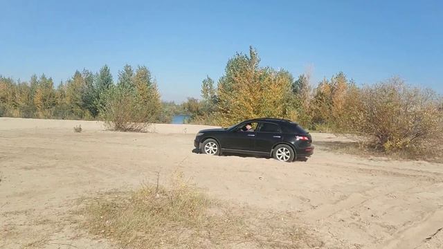 Infinity fx 35 в песках смотреть онлайн