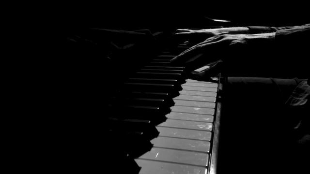 Ludwig van Beethoven, Sonata op. 13 Pathetique (Andrei Andreev) смотреть онлайн