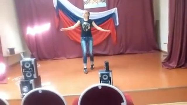 ТАНЕЦ ПОД ПЕСНЮ ПОЛЕТАЕМ смотреть онлайн