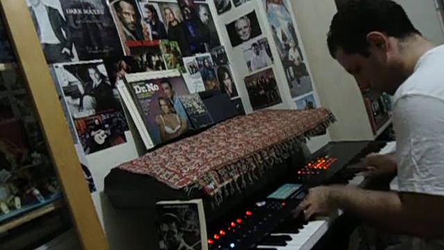 From Russia House with Love смотреть онлайн