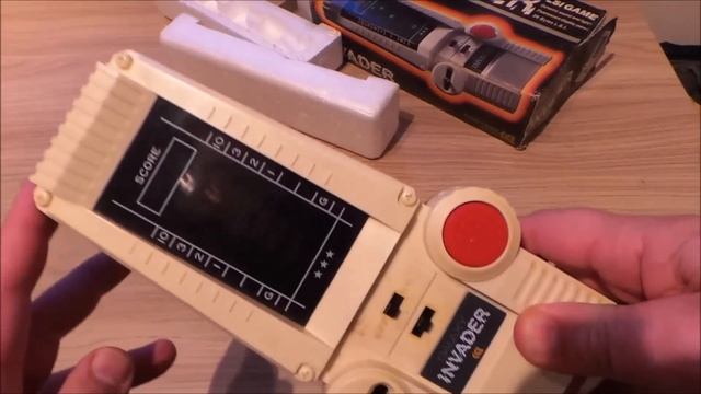 Remember this ? Vintage handheld game By CGL - Galaxy invaders 1978 Boxed, working смотреть онлайн