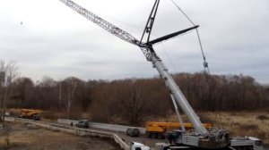 Подъём управляемого гуська на автокране LIEBHERR LTM1250-6.1